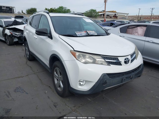 2015 TOYOTA RAV4 XLE