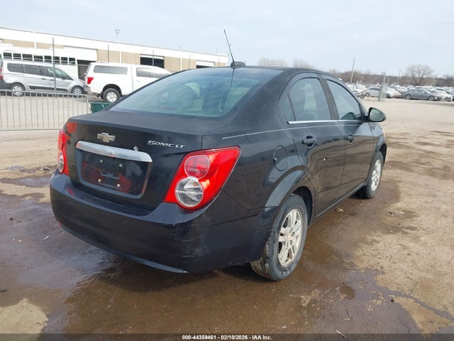 2015 Chevrolet SONIC LT AUTO 照片 4