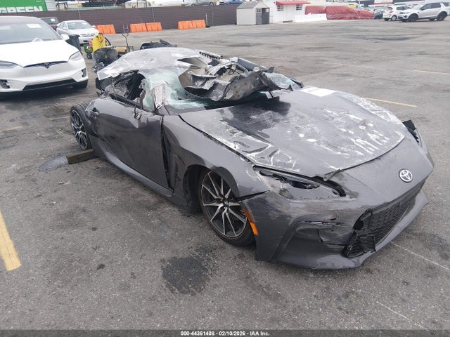 2024 TOYOTA GR86 