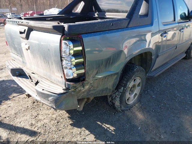 CHEVROLET AVALANCHE 1500 LT - 6