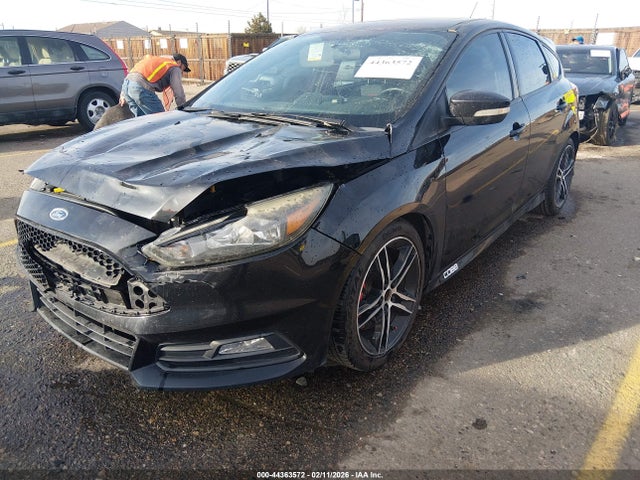 FORD FOCUS ST - 2