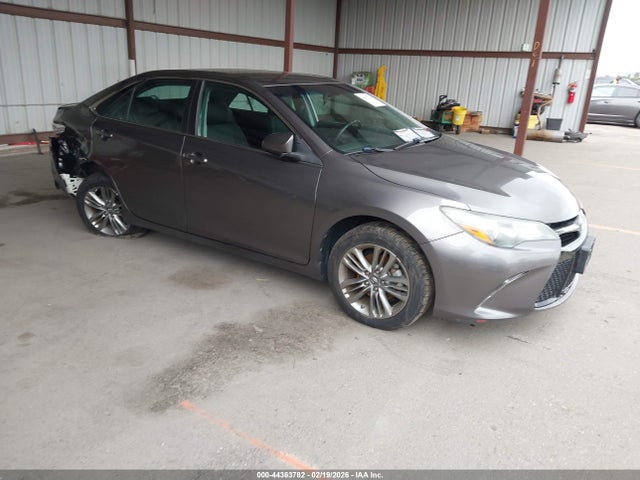 2017 TOYOTA CAMRY SE