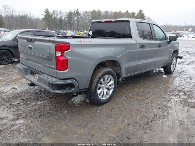CHEVROLET SILVERADO 1500 4WD STANDARD BED CUSTOM - 4