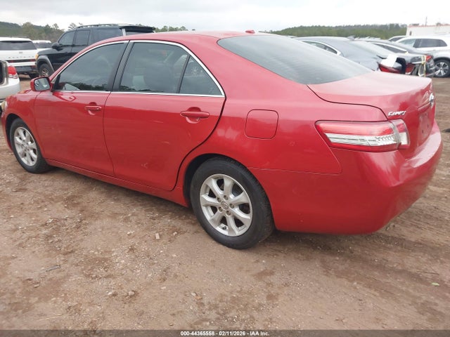 TOYOTA CAMRY - 3