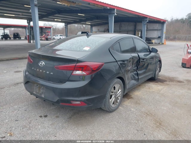 HYUNDAI ELANTRA VALUE EDITION - 4