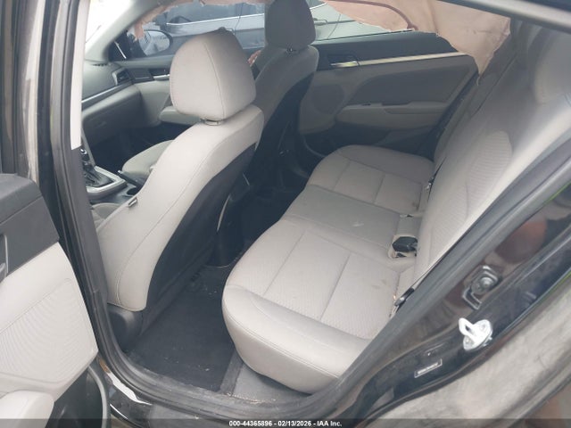 HYUNDAI ELANTRA VALUE EDITION - 8