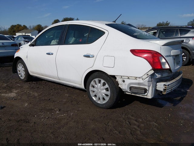 2018 Nissan VERSA 1.6 SV — фото 3