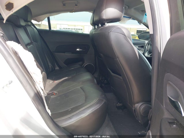 CHEVROLET CRUZE 2LT - 8