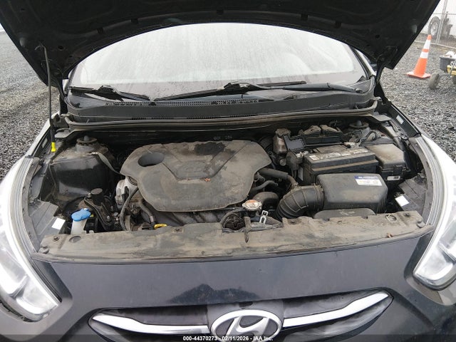 HYUNDAI ACCENT SE - 10