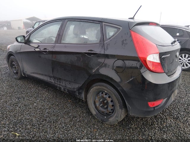 HYUNDAI ACCENT SE - 3