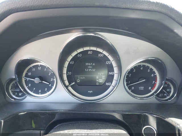 MERCEDES-BENZ E-CLASS - 7