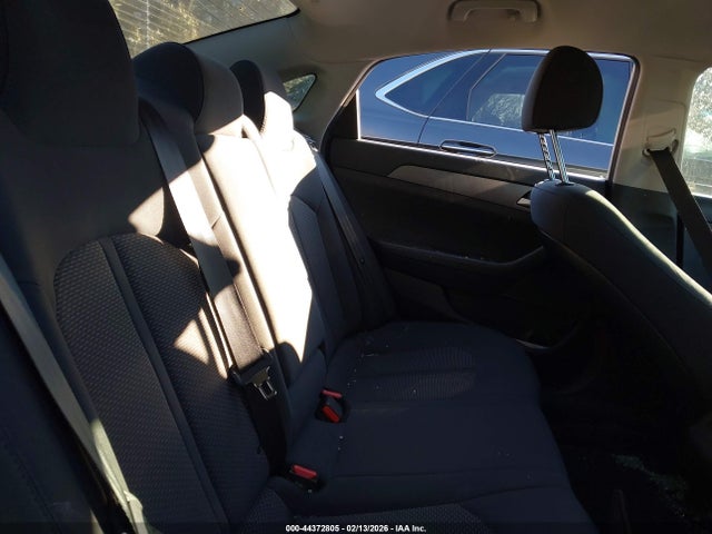 HYUNDAI SONATA SE - 8