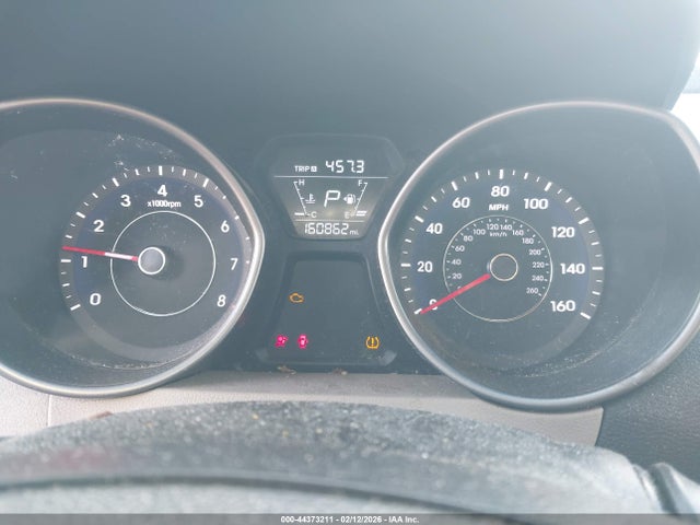 HYUNDAI ELANTRA SE - 7