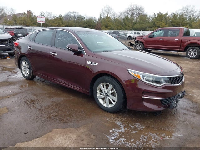 KIA OPTIMA LX - 1