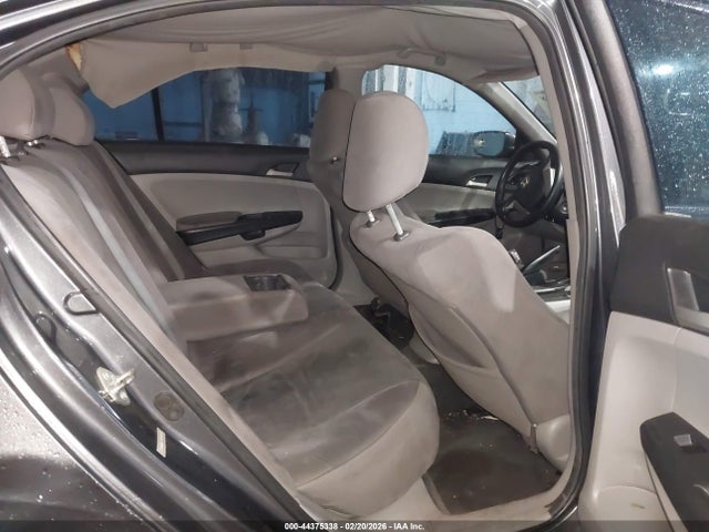 HONDA ACCORD 2.4 LX - 8