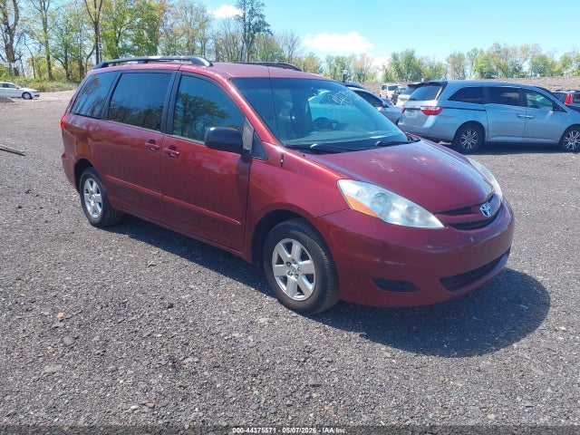 2008 TOYOTA SIENNA LE