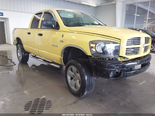 DODGE RAM 1500 SLT - 1
