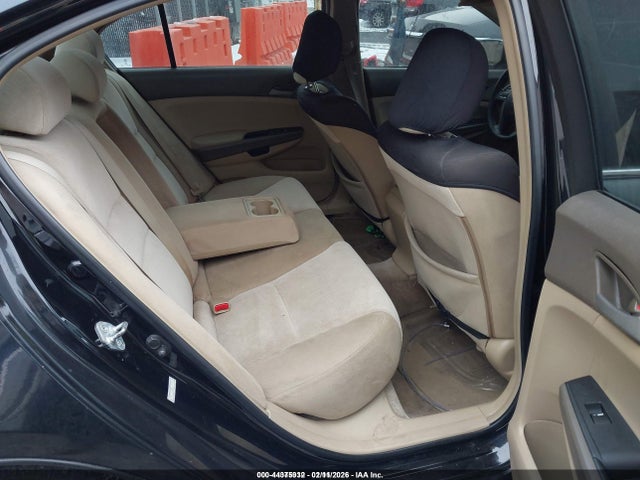 HONDA ACCORD 2.4 LX - 8