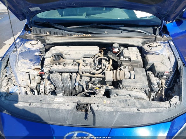 HYUNDAI ELANTRA - 10