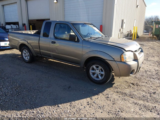 2003 NISSAN FRONTIER XE