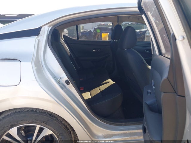 صورة 8 لـ 2023 Nissan SENTRA SV XTRONIC CVT