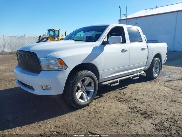 2012 RAM 1500 SPORT 照片 2
