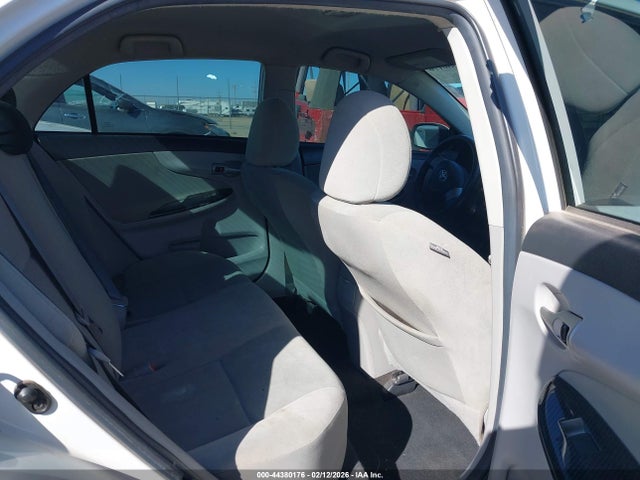 2013 Toyota COROLLA LE 照片 8