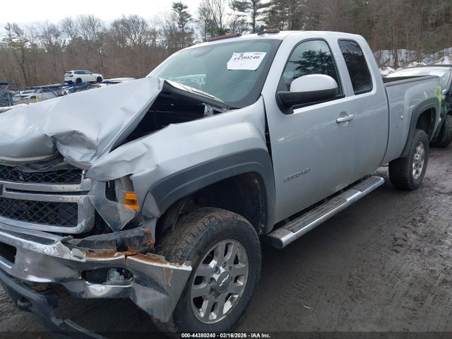 CHEVROLET SILVERADO 2500HD LTZ - 2
