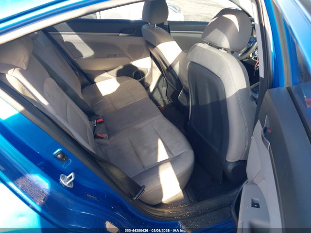 HYUNDAI ELANTRA SE - 8