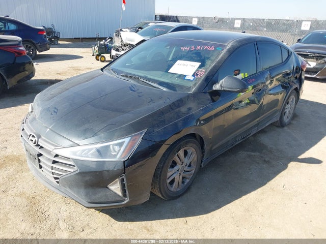 HYUNDAI ELANTRA SEL - 2