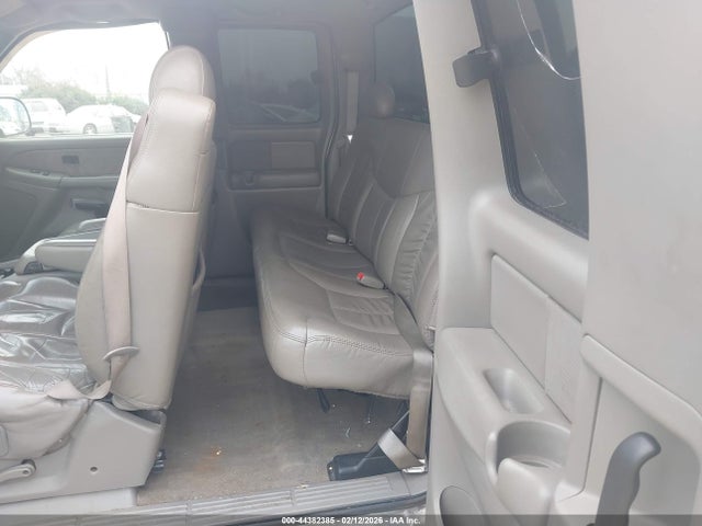 CHEVROLET SILVERADO 1500 LS - 8