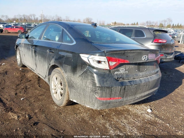 HYUNDAI SONATA SE - 3