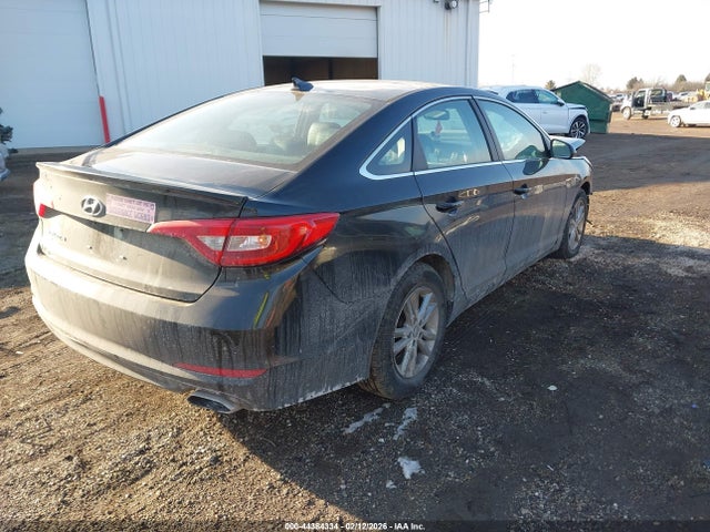 HYUNDAI SONATA SE - 4