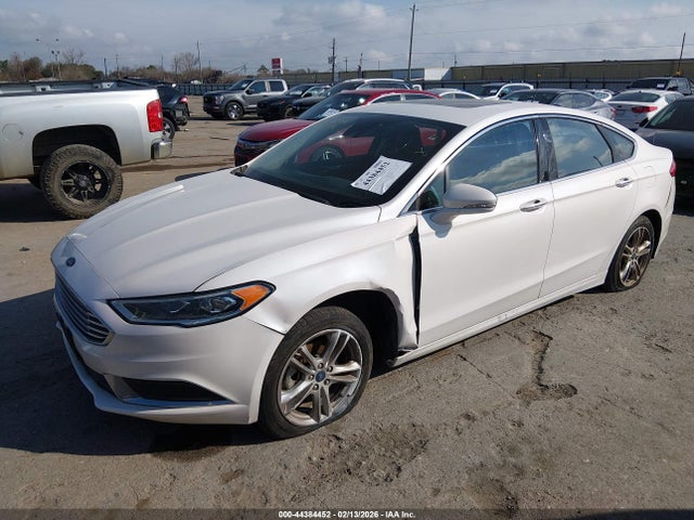 FORD FUSION SE - 2