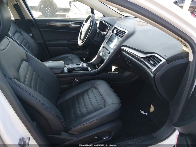 FORD FUSION SE - 5