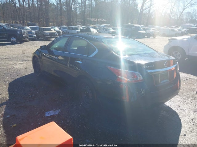 2015 Nissan ALTIMA 2.5 S — фото 3