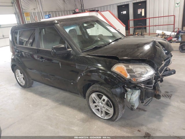 2011 KIA SOUL +