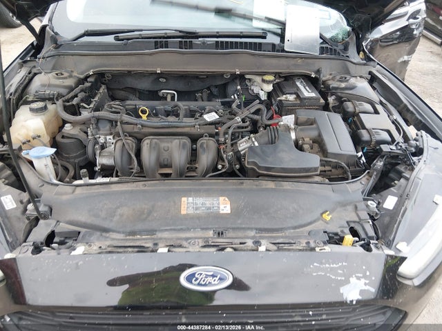 FORD FUSION SE - 10