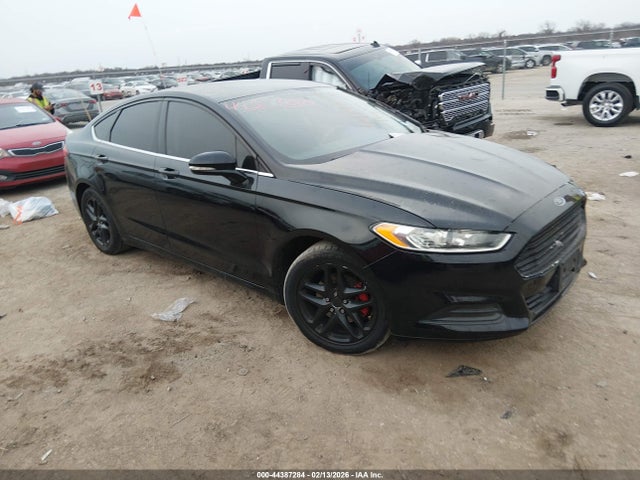 FORD FUSION SE - 1
