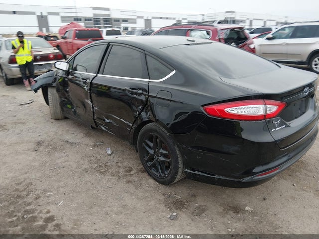 FORD FUSION SE - 3