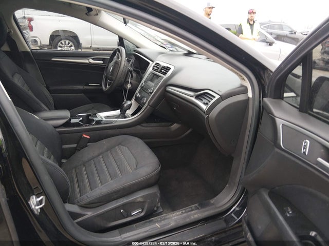 FORD FUSION SE - 5