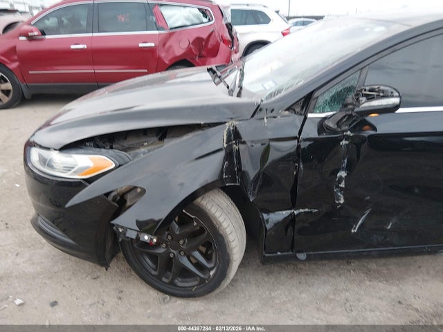 FORD FUSION SE - 6