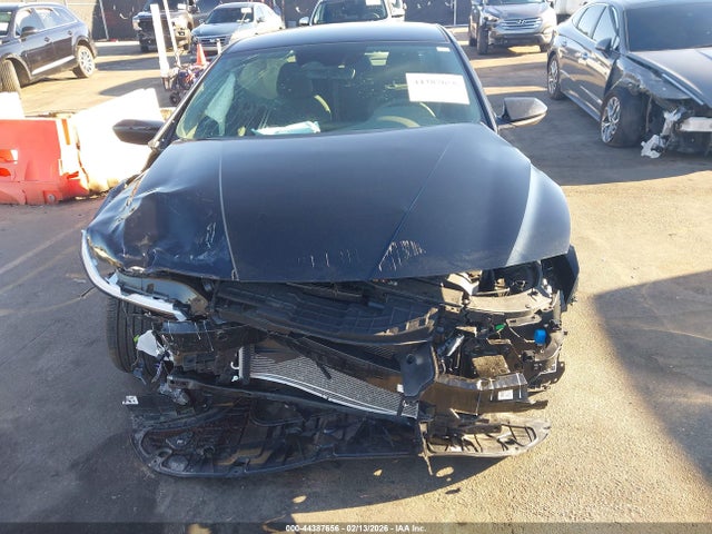 HYUNDAI ELANTRA SEL SPORT - 6