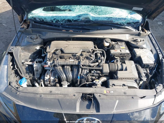 HYUNDAI ELANTRA SEL - 10