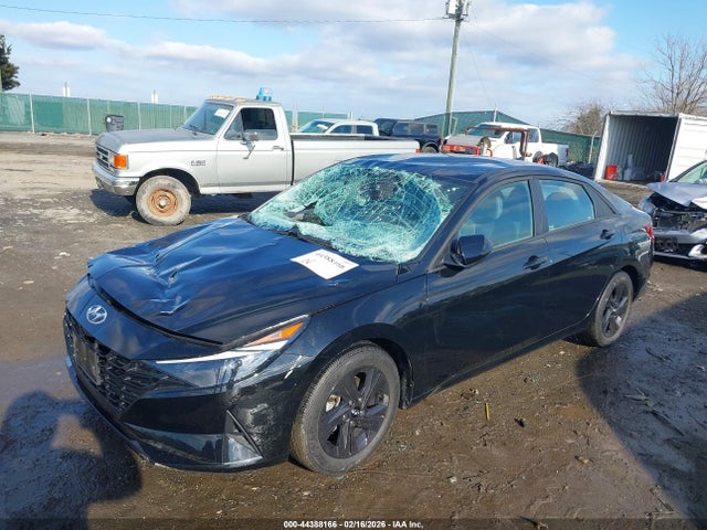 HYUNDAI ELANTRA SEL - 2