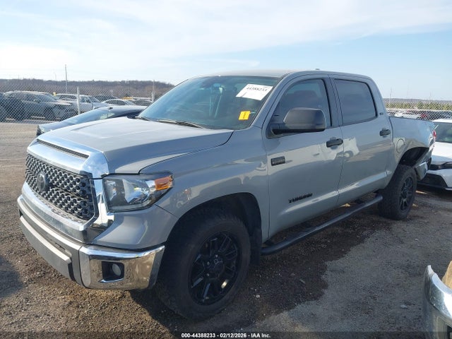 TOYOTA TUNDRA - 2