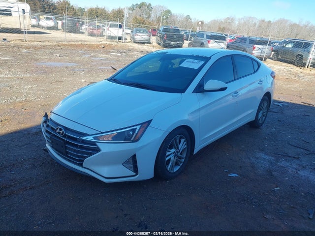 HYUNDAI ELANTRA SEL - 2