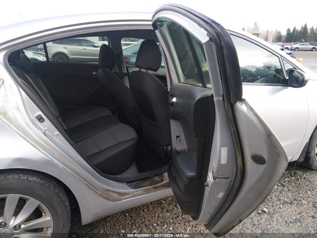 2016 KIA FORTE LX — фото 8