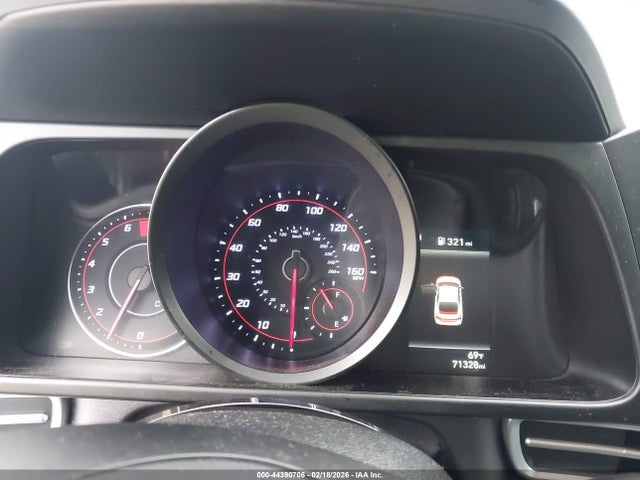 HYUNDAI ELANTRA SEL - 7