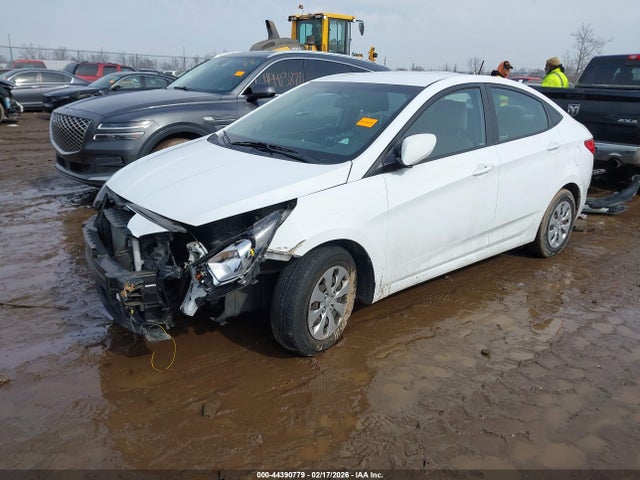 HYUNDAI ACCENT SE - 2